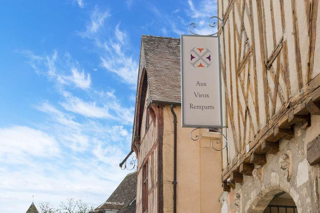 Hotel Ogaux Vieux Remparts Provins Esterno foto